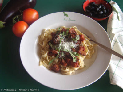 Pasta mit Auberginen