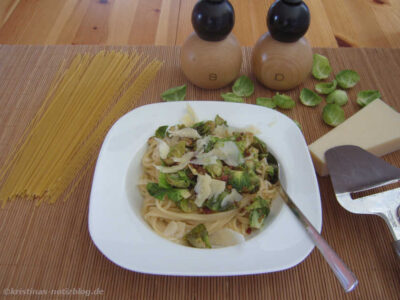 Pasta mit Rosenkohl